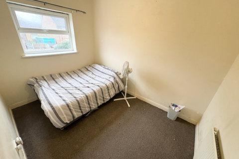 2 bedroom terraced house to rent, Brindley Street, Manchester, M27