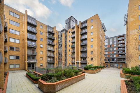 2 bedroom flat for sale, Cassilis Road, London E14