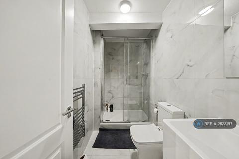 1 bedroom flat to rent, Lexham Gardens, London, W8