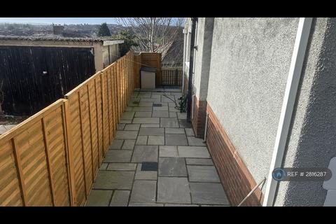 3 bedroom semi-detached house to rent, Tan Hill Drive, Lancaster, LA1
