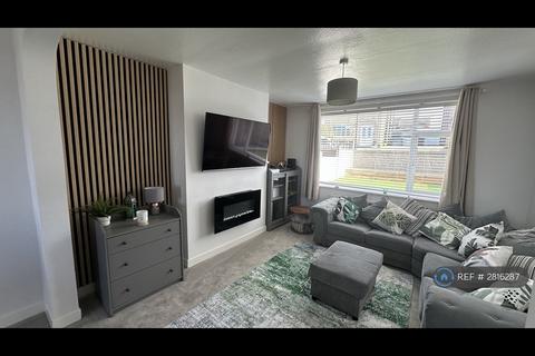 3 bedroom semi-detached house to rent, Tan Hill Drive, Lancaster, LA1