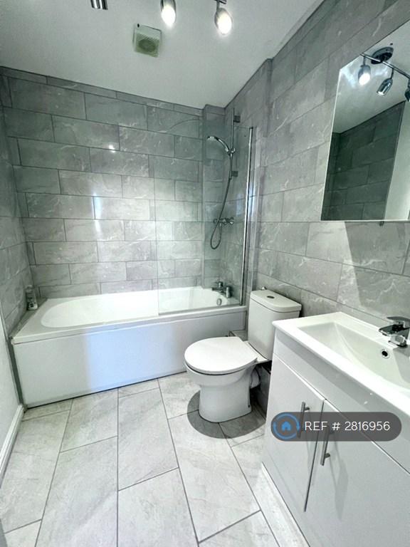 Full Family Bathroom