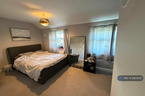 2 bedroom terraced house to rent, Passway, St Helens, WA11