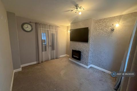 2 bedroom terraced house to rent, Passway, St Helens, WA11