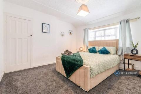 undefined, Scott Road, Grays, RM16
