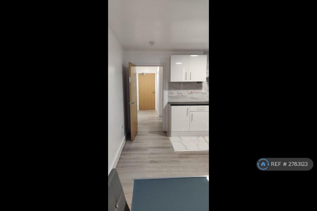 Kitchen 3