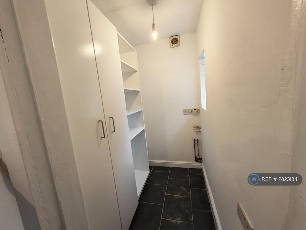 Kitchen - Pantry