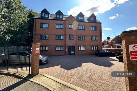 1 bedroom flat to rent, Queens Park Parade, Northampton, NN2