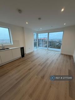2 bedroom flat to rent, Barber House, London, SE3