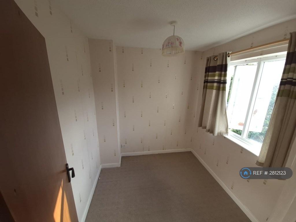 Bedroom 3 / Office
