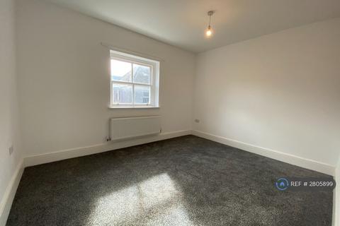 1 bedroom flat to rent, Vaughan Street, Llandudno, LL30