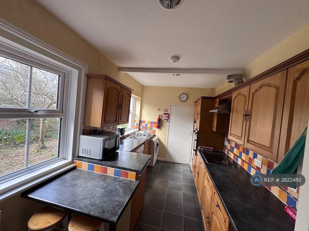 Kitchen 1