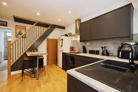 2 bedroom end of terrace house for sale, Ashfield Road, Salisbury