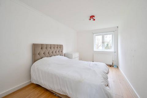 undefined, Anstice Close, Grove Park, London, W4