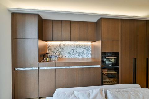 undefined, Southbank Place, London Bridge, London, SE1