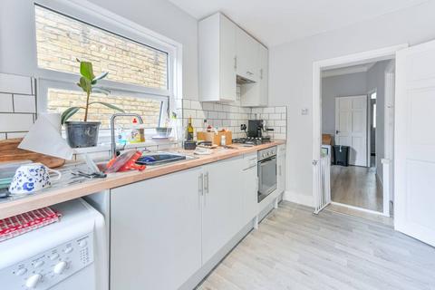 3 bedroom terraced house to rent, Malta Road, Leyton, Leyton, London, E10