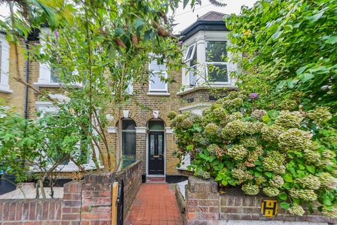 3 bedroom terraced house to rent - Malta Road, Leyton, Leyton, London, E10
