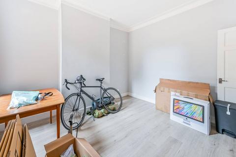 3 bedroom terraced house to rent, Malta Road, Leyton, Leyton, London, E10