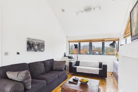 2 bedroom flat to rent, Soper Square, Harlow CM17
