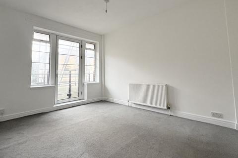 2 bedroom apartment to rent, Queens Road, Clifton, BRISTOL