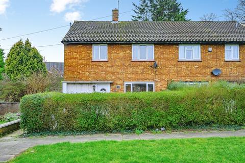 3 bedroom end of terrace house for sale, Bank Close, Luton, Bedfordshire, LU4
