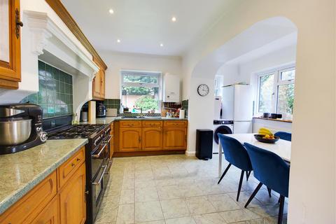 3 bedroom semi-detached house for sale, Croham Valley Road, South Croydon