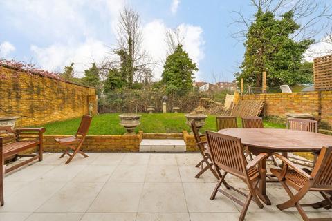 4 bedroom house for sale, Purves Road, London NW10