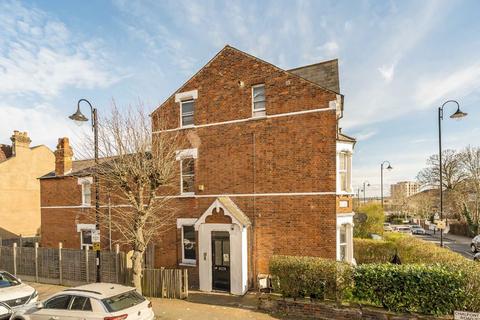 undefined, South Norwood Hill, London SE25