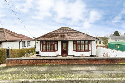 2 bedroom bungalow for sale, Hand Farm Road, Pontypool NP4