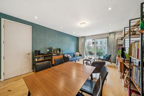 2 bedroom flat for sale, Aura House, Melliss Avenue, Kew, Surrey, UK