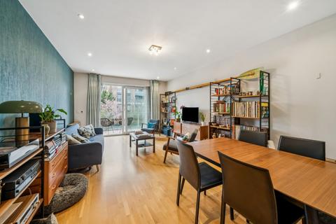 2 bedroom flat for sale, Aura House, Melliss Avenue, Kew, Surrey, UK