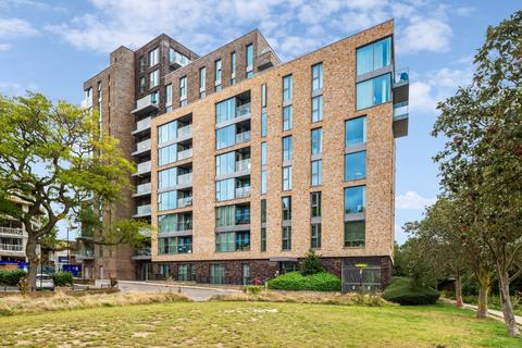 1 bedroom flat to rent - Sandpiper Building, 44 Newnton Close, London