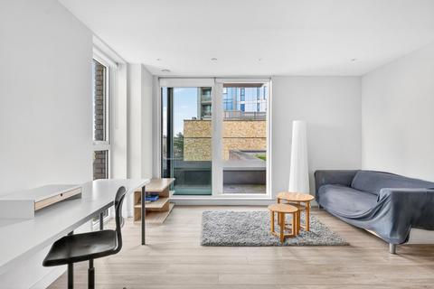 1 bedroom flat to rent, Sandpiper Building, 44 Newnton Close, London