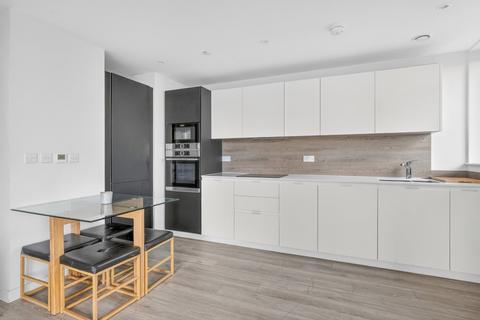 1 bedroom flat to rent, Sandpiper Building, 44 Newnton Close, London