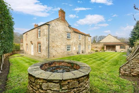 4 bedroom detached house for sale, Main Street, Womersley DN6