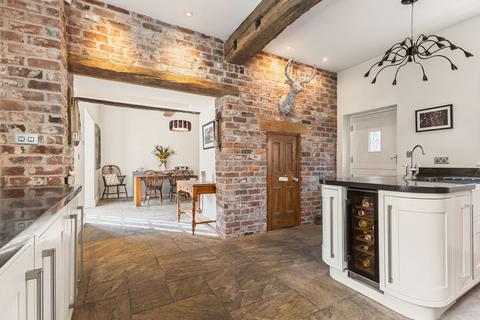 undefined, Main Street, Womersley DN6