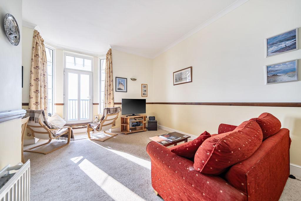 Living/dining room