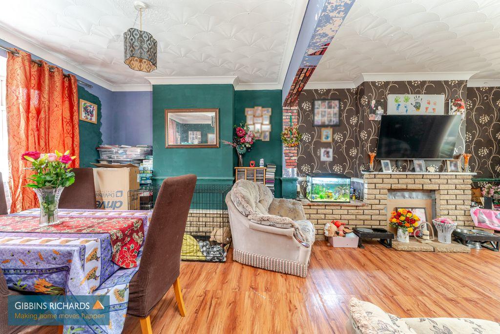 Living/Dining Room