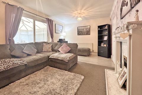 3 bedroom semi-detached house for sale, Lime Road, Wednesbury