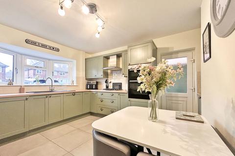 3 bedroom semi-detached house for sale, Lime Road, Wednesbury