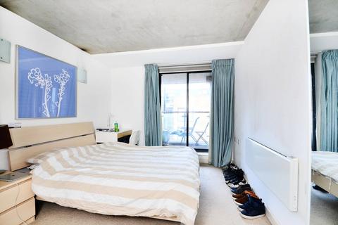 3 bedroom flat to rent, Drummond Street, Euston, London, NW1