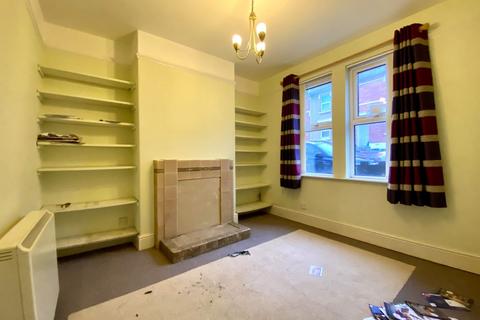 3 bedroom terraced house for sale, 12 Dryden Street, Swindon, SN1 5LA