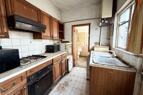 undefined, 9 Oakleigh Avenue, Southend-on-Sea, SS1 2QR