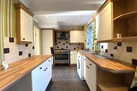 3 bedroom terraced house for sale, 83 Inglesham Road, Swindon, SN2 5DJ
