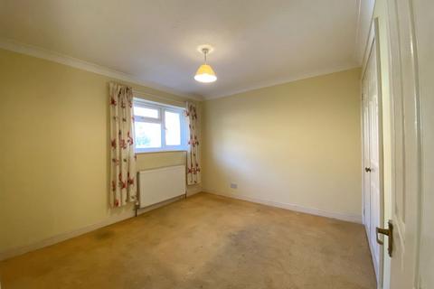 3 bedroom terraced house for sale, 83 Inglesham Road, Swindon, SN2 5DJ