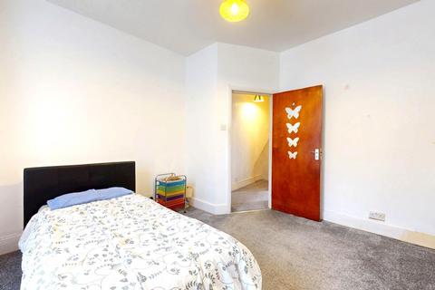 undefined, 15(A) & 15(B) Popes Lane, South Ealing, W5 4NA