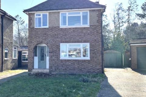 3 bedroom detached house for sale, 13 Gilmore Crescent, Ashford, TW15 2DE