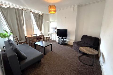 2 bedroom flat for sale, 66(F) Walm Lane, Willesden Green, NW2 4RA
