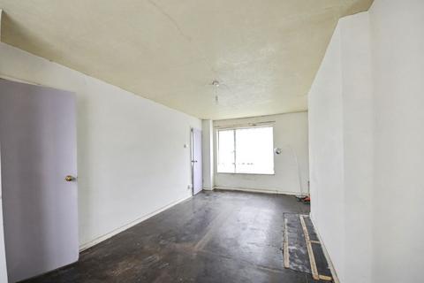 3 bedroom terraced house for sale, 77 Garden Avenue, Hatfield, AL10 8LH