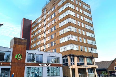 1 bedroom flat for sale, 31 Priory Heights, Church Street, Dunstable, LU5 4RQ